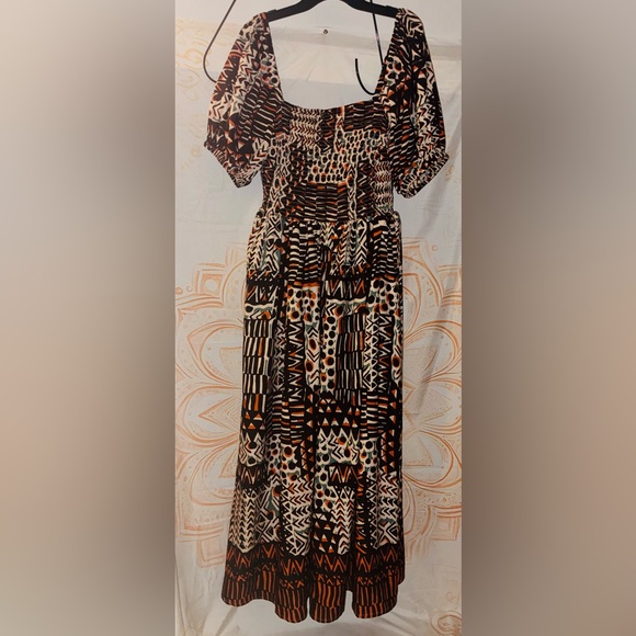 Source Unknown Dresses & Skirts - Source Unknown Black and Orange Geometric Maxi Dress
